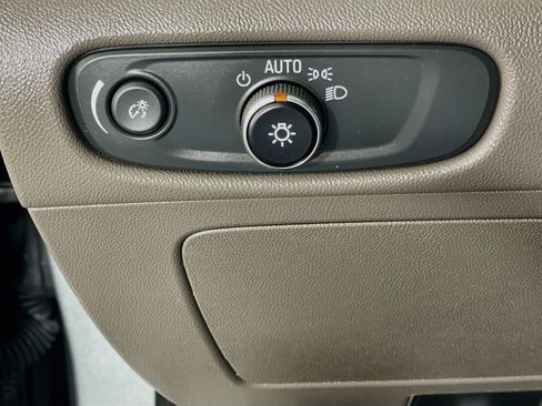 Used 2023 Chevrolet Malibu LS FWD image 13