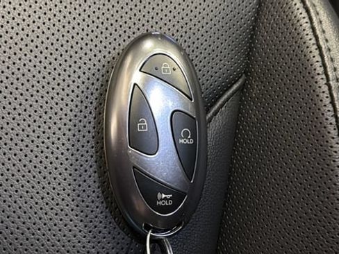 Used 2026 Hyundai Tucson Limited AWD/4WD image 21