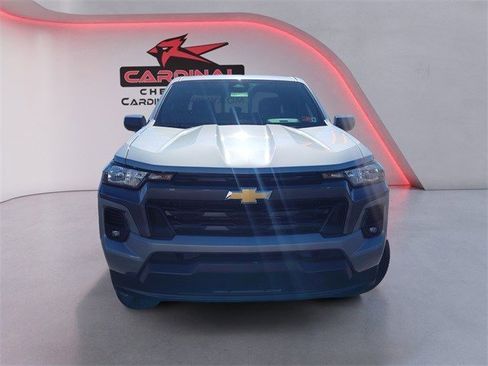 Used 2024 Chevrolet Colorado LT w/ LT Convenience Package II image 16