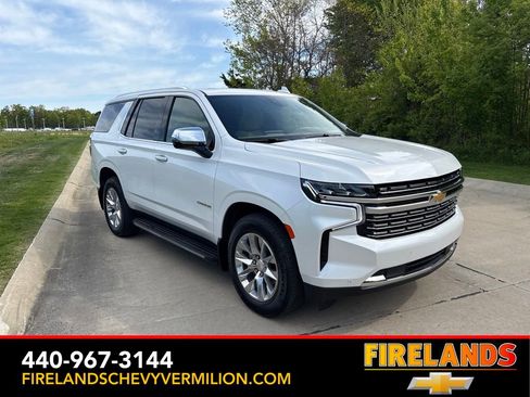 Used 2021 Chevrolet Tahoe Premier w/ Premium Package AWD/4WD image 11