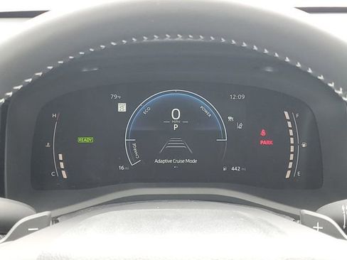 Used 2025 Toyota Camry SE image 18