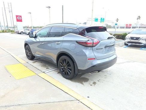 Used 2024 Nissan Murano SV w/ SV Midnight Edition Package image 7