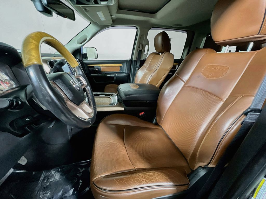 Used 2018 RAM 2500 Longhorn w/ Convenience Group AWD/4WD image 17