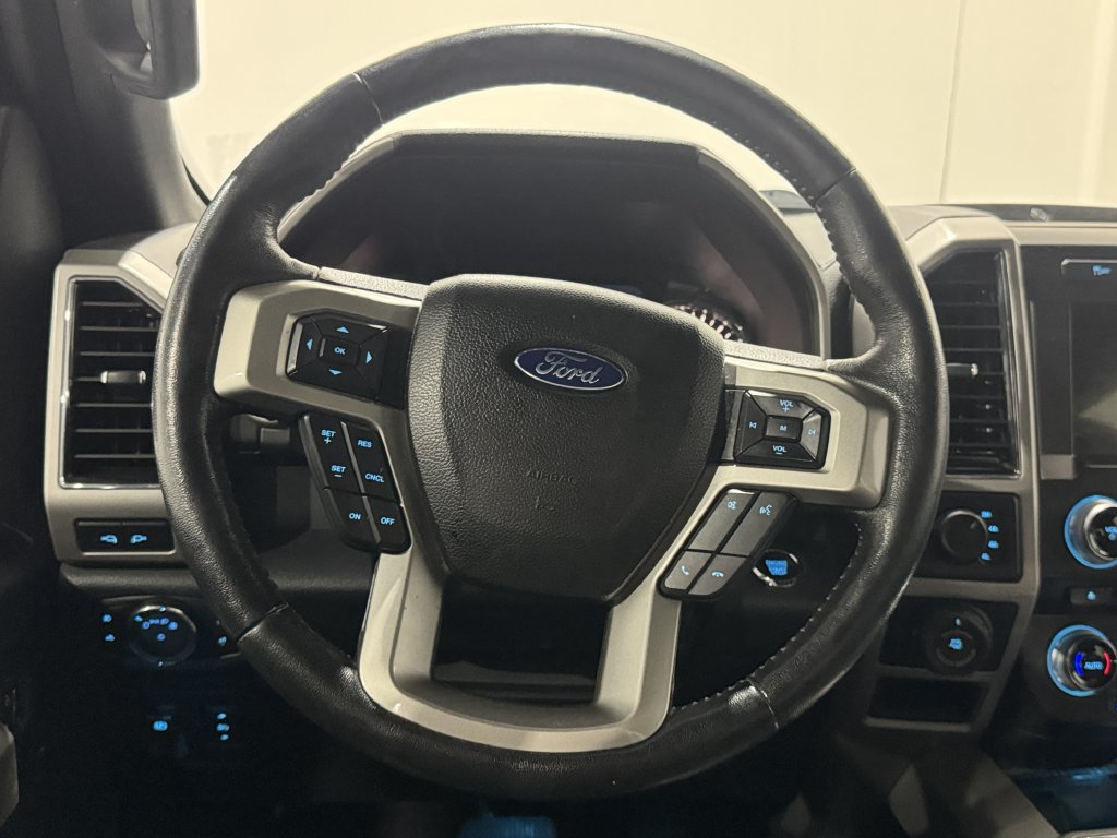 Used 2018 Ford F150 Lariat w/ Equipment Group 502A Luxury AWD/4WD image 5