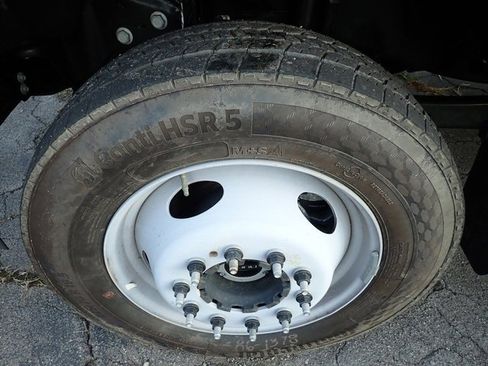 New 2024 Ford F550 4x4 SuperCab Super Duty image 11