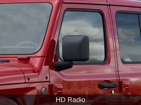 Used 2025 Jeep Gladiator Sport AWD/4WD image 14