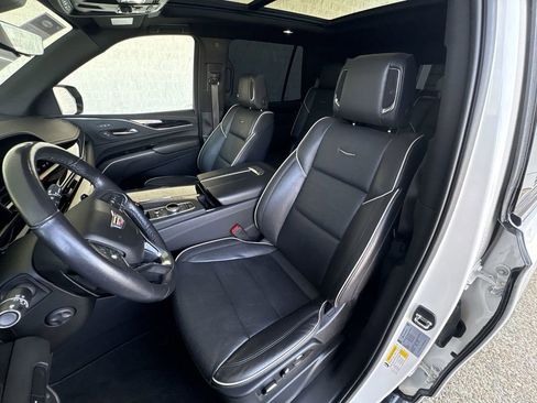 Certified 2021 Cadillac Escalade Sport image 19