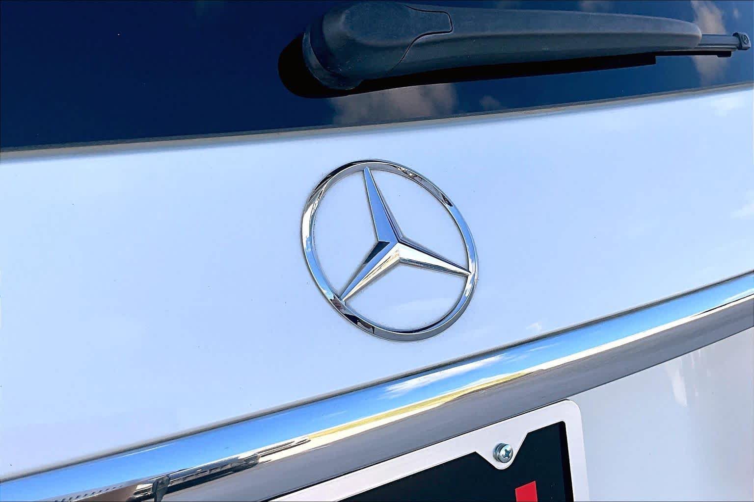 Used 2022 Mercedes-Benz GLS 450 4MATIC image 10