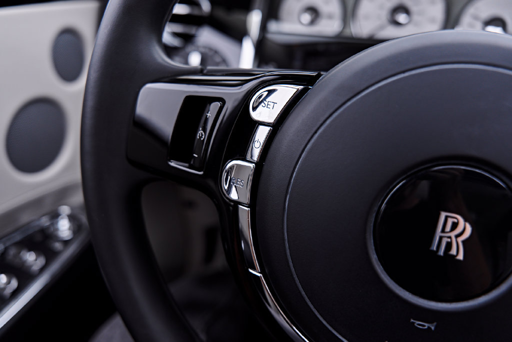 Used 2016 Rolls-Royce Ghost RWD image 67