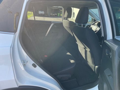 Used 2014 Toyota RAV4 XLE FWD image 19
