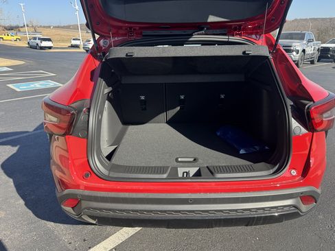 New 2026 Chevrolet Trax RS w/ Driver Confidence Package image 6