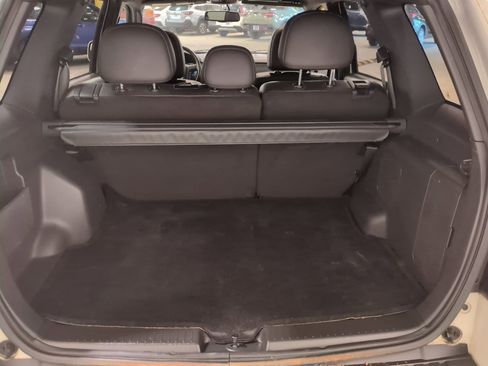 Used 2012 Ford Escape Limited image 12