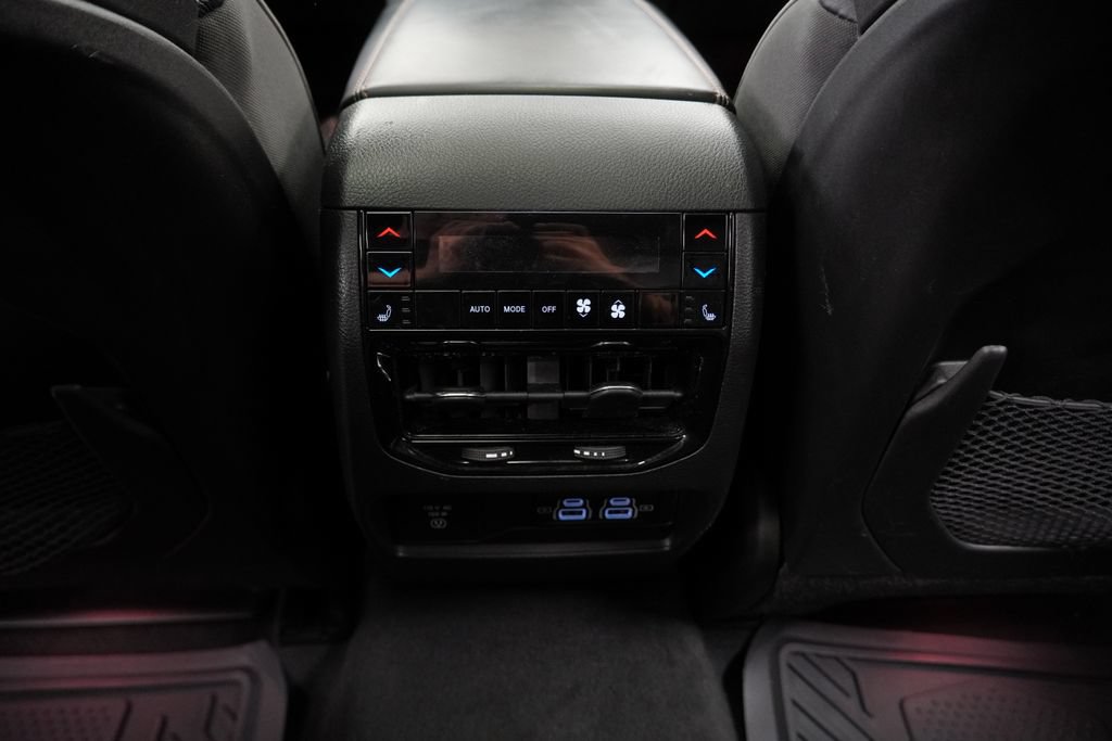 Certified 2022 Jeep Grand Cherokee Summit w/ Adv Protech Group IV AWD/4WD image 23