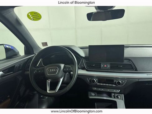 Used 2025 Audi Q5 2.0T Premium w/ Convenience Plus Package AWD/4WD image 24