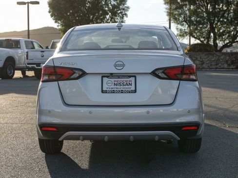 New 2025 Nissan Versa SV image 5