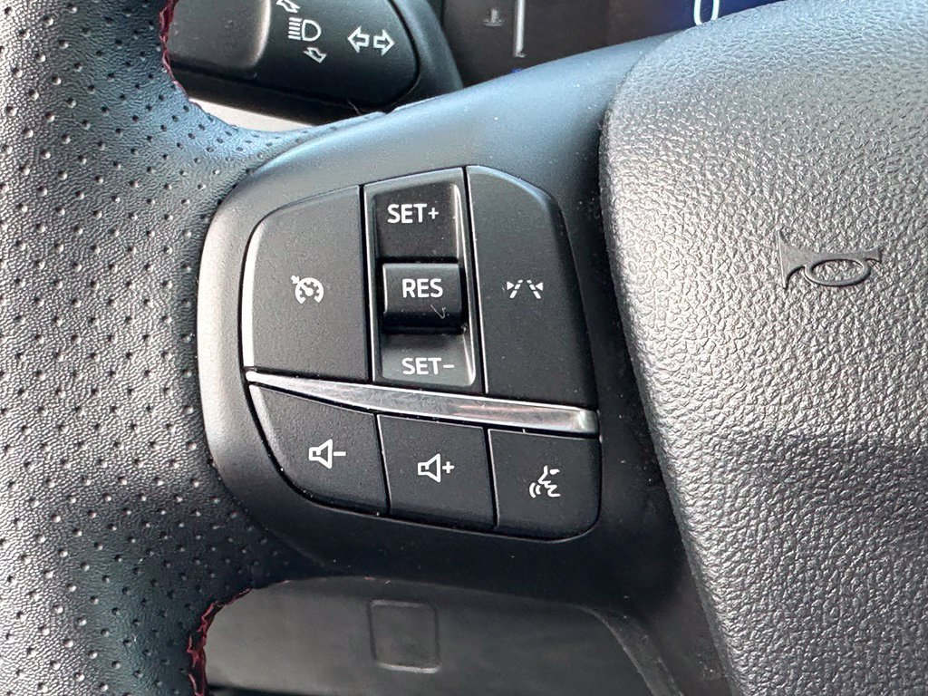 Used 2025 Ford Escape ST-Line AWD/4WD image 27