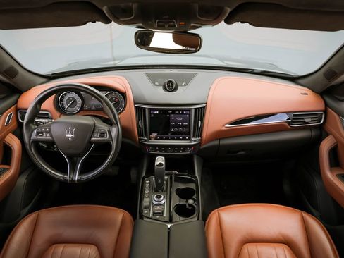 Used 2022 Maserati Levante GT image 34