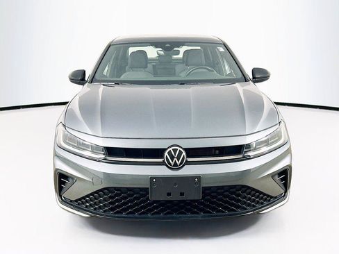 Certified 2025 Volkswagen Jetta Sport FWD image 2