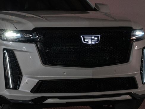 Used 2023 Cadillac Escalade V image 21