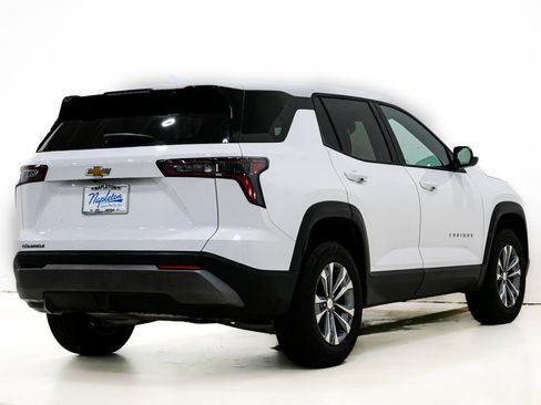 Used 2025 Chevrolet Equinox LT image 6