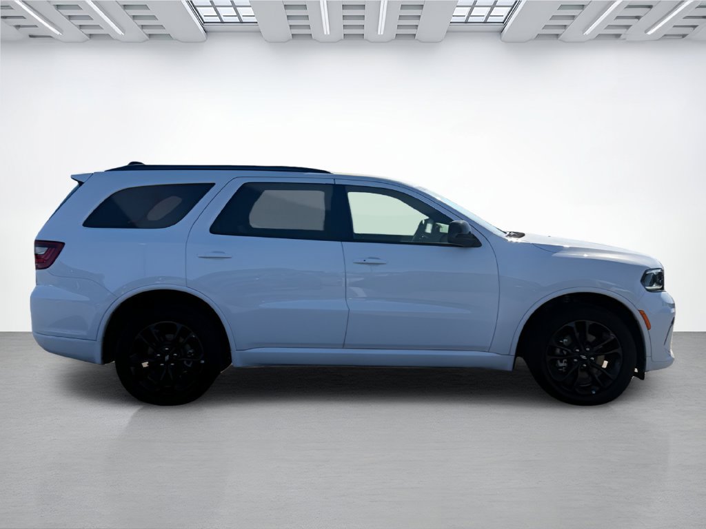 Used 2026 Dodge Durango GT w/ Blacktop Package AWD/4WD image 4