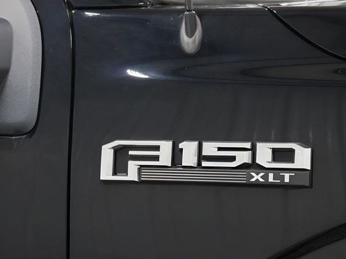 Used 2016 Ford F150 XLT w/ Equipment Group 302A Luxury AWD/4WD image 27