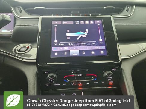 Certified 2023 Jeep Grand Cherokee Laredo image 26