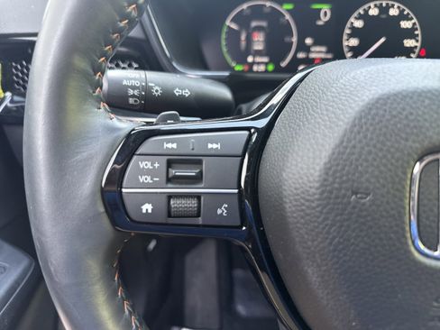 Used 2024 Honda CR-V Sport Touring image 23