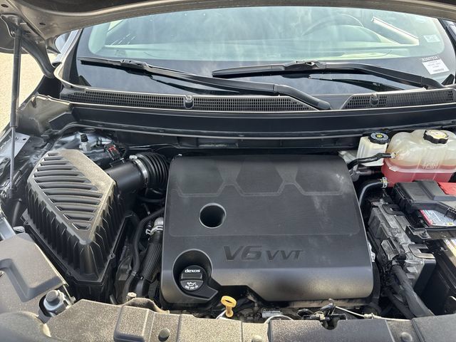 Used 2018 Buick Enclave Essence FWD image 29