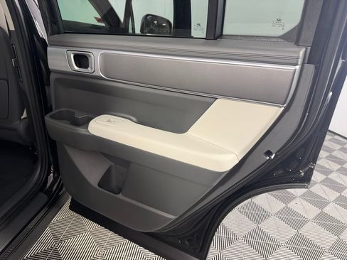 Used 2026 Hyundai Santa Fe SE FWD image 30
