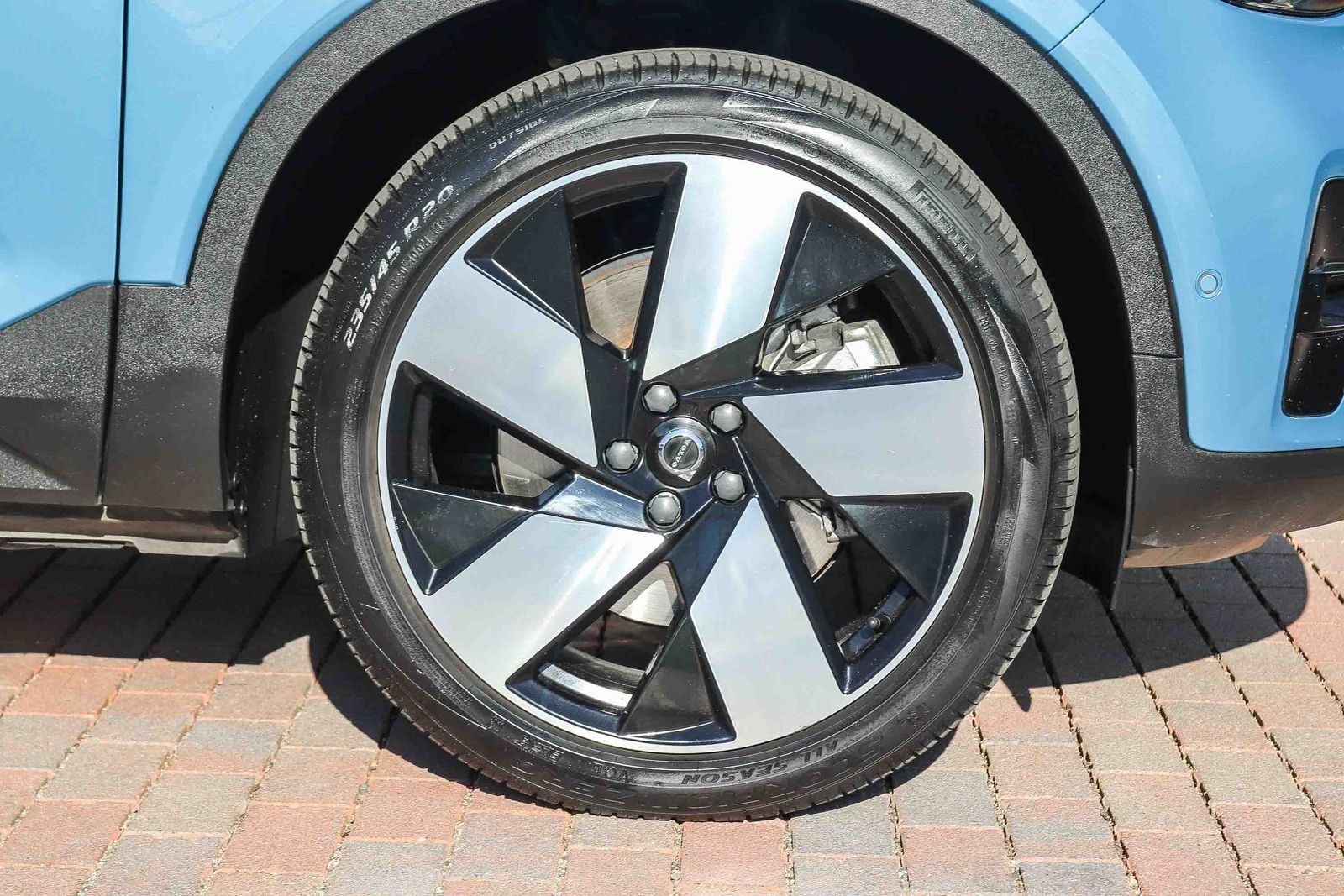 Used 2023 Volvo C40 P8 Recharge Ultimate w/ Protection Package Premier AWD/4WD image 11