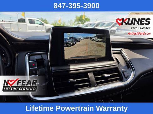Used 2023 Chevrolet Suburban LT AWD/4WD image 50