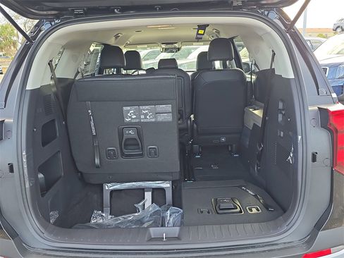 New 2026 Kia Carnival image 10