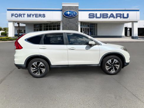 Used 2015 Honda CR-V Touring image 2