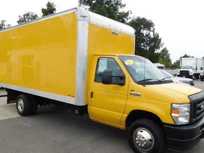 Used 2023 Ford E-450 and Econoline 450 Super Duty w/ Power Windows & Locks Group