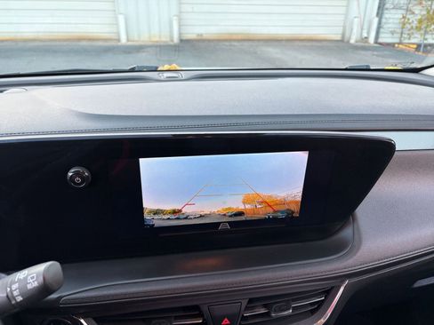 Used 2025 Buick Encore GX Preferred image 17