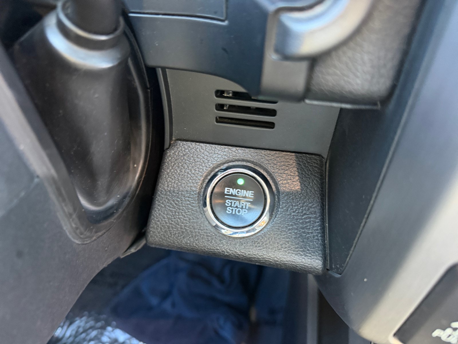 Used 2019 Ford F350 Platinum w/ Platinum Ultimate Package AWD/4WD image 30