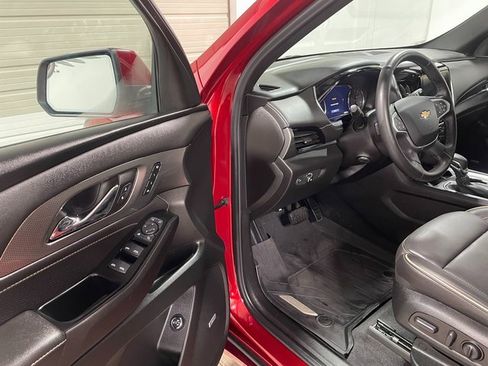Used 2023 Chevrolet Traverse Premier w/ LPO, Floor Liner Package image 10