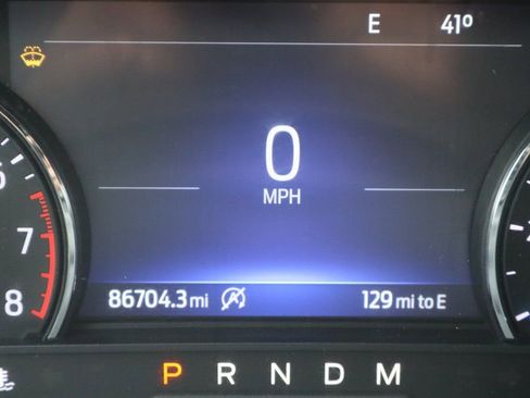 Used 2020 Ford Explorer XLT w/ Equipment Group 202A AWD/4WD image 41
