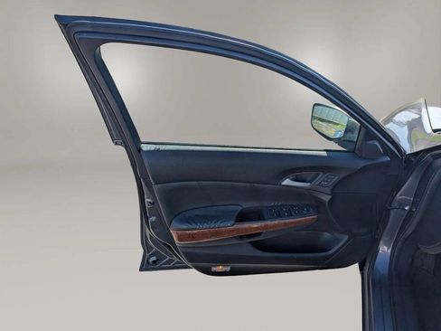 Used 2012 Honda Accord EX-L image 21