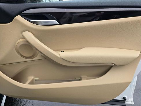 Used 2013 BMW X1 xDrive28i image 25