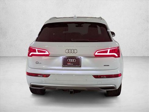 Used 2020 Audi Q5 2.0T Premium Plus w/ Premium Plus Package image 6