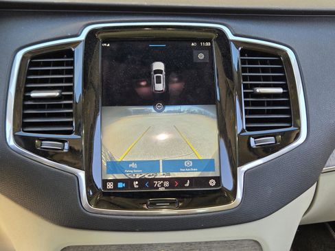 Used 2023 Volvo XC90 B6 Plus w/ Protection Package Premier image 24