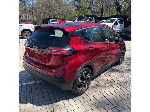 Used 2022 Chevrolet Bolt LT image 3
