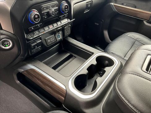 Used 2021 Chevrolet Silverado 1500 LT Trail Boss w/ Convenience Package II image 20