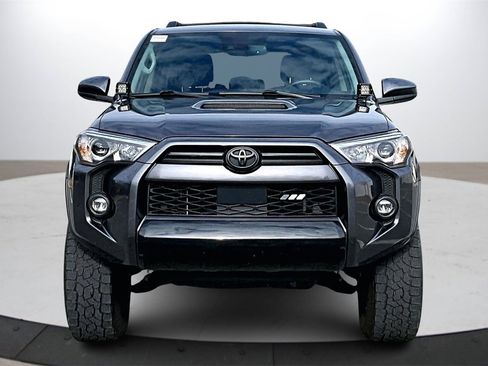 Used 2022 Toyota 4Runner TRD Off-Road image 3