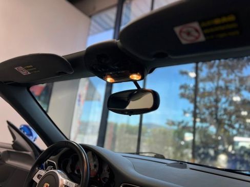 Used 2009 Porsche 911 Carrera S image 32