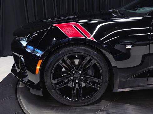 Used 2016 Chevrolet Camaro SS RWD image 41