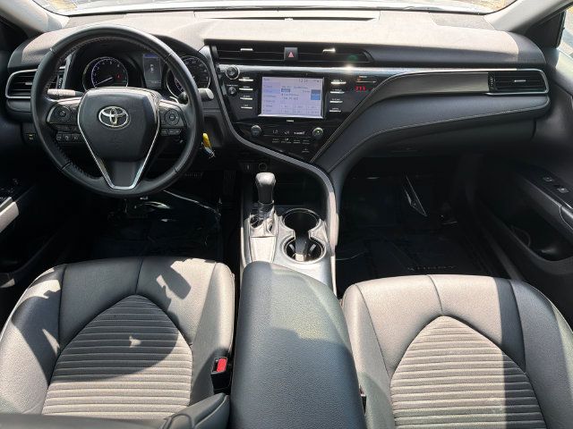 Used 2020 Toyota Camry SE FWD image 23