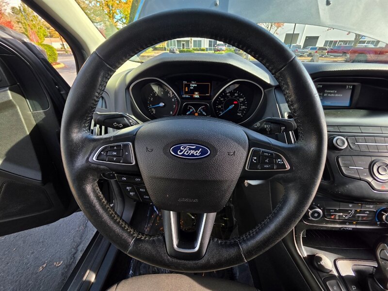 Used 2018 Ford Focus SE w/ Cold Weather Package FWD image 38